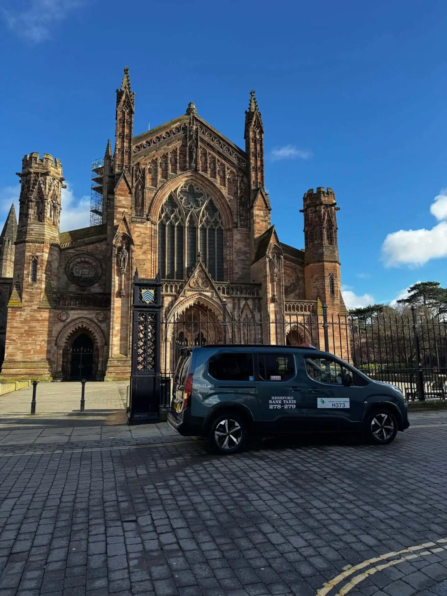 Hereford Rank Taxi outside Hereford Cathedral